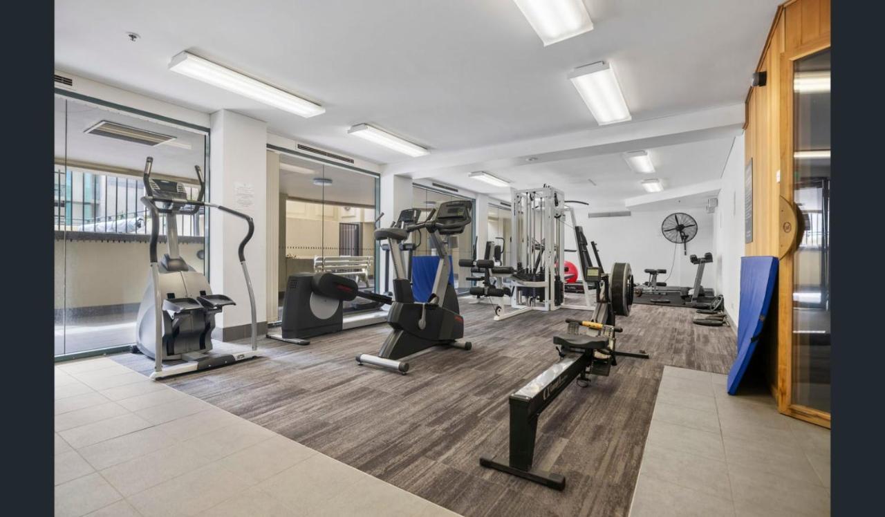 2 Bed 2 Bath Apartment In Braddon, Canberra - Pool, Gym And Free Parking Exterior photo